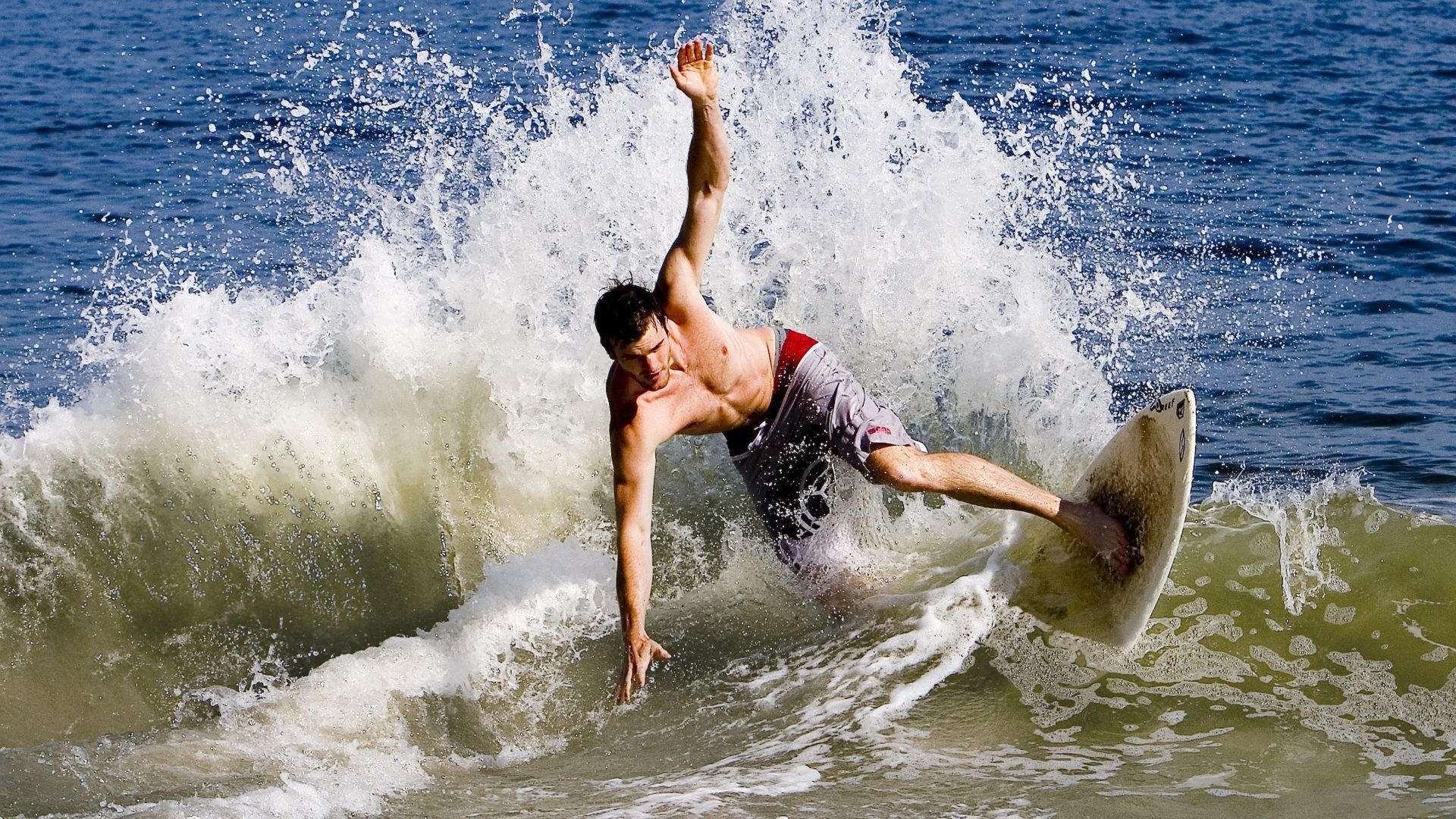 开云体育入口-坎特之夜，当完美成为最沉重的枷锁