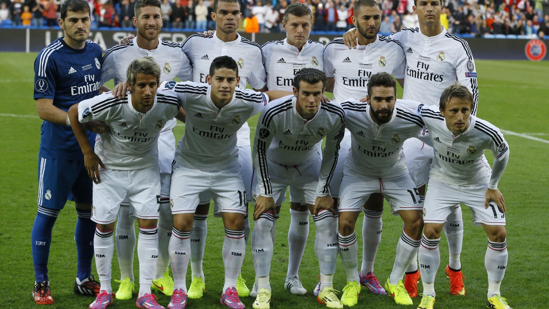 开云体育在线-欧冠决赛焦点战，火箭爆冷森林狼，当足球的激情遇上篮球的意外